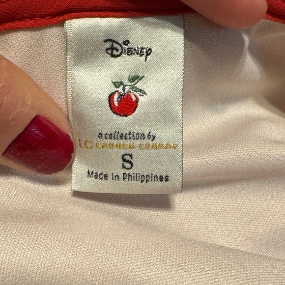 DISNEY SNOW WHITE by LAUREN CONRAD Blouse Embroidered Floral sz Small - Picture 6 of 8